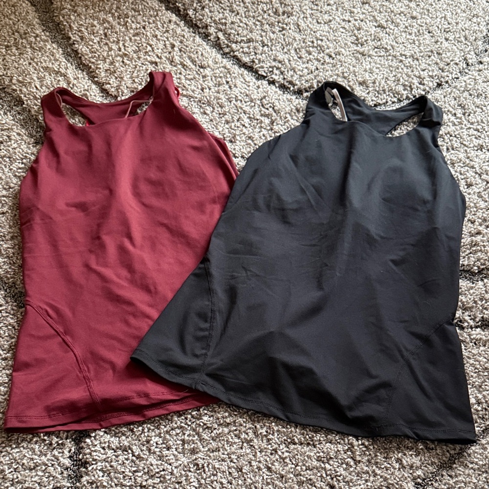 Fabletics Tanks Bundle - image 1